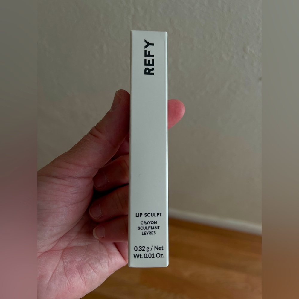 REFY Lip Sculpt Lip Liner